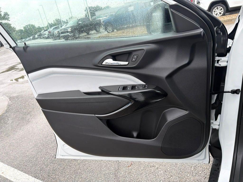 2026 Chevrolet Trax LT - Photo 29
