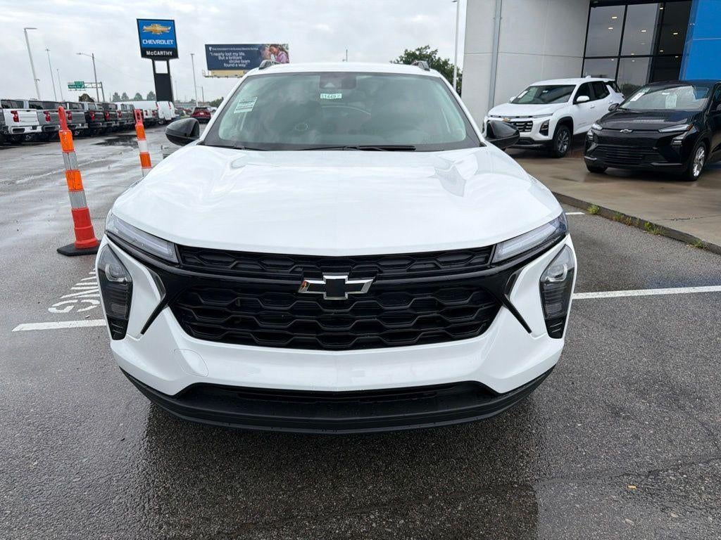 2026 Chevrolet Trax LT - Photo 8