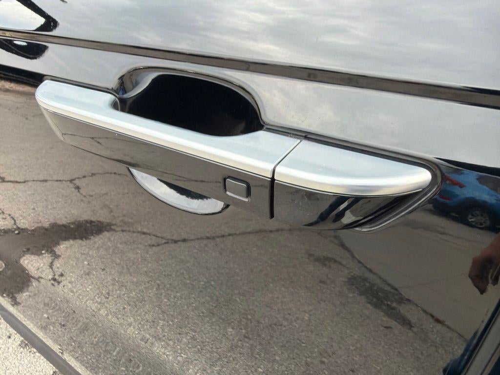 2024 Kia Carnival LX Seat Package