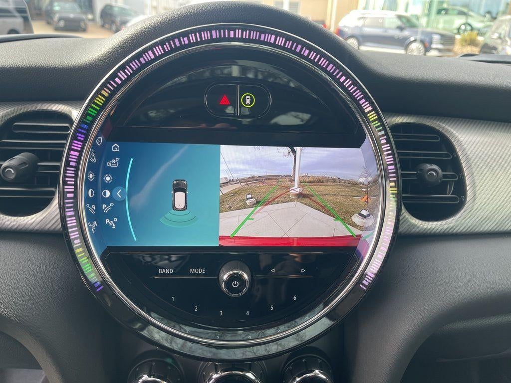 2024 MINI Hardtop 2 Door Iconic