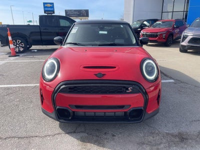 2024 MINI Hardtop 2 Door Iconic