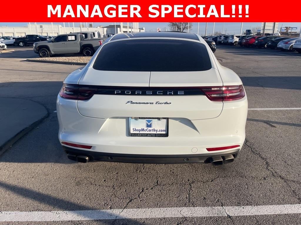 2018 Porsche Panamera Turbo