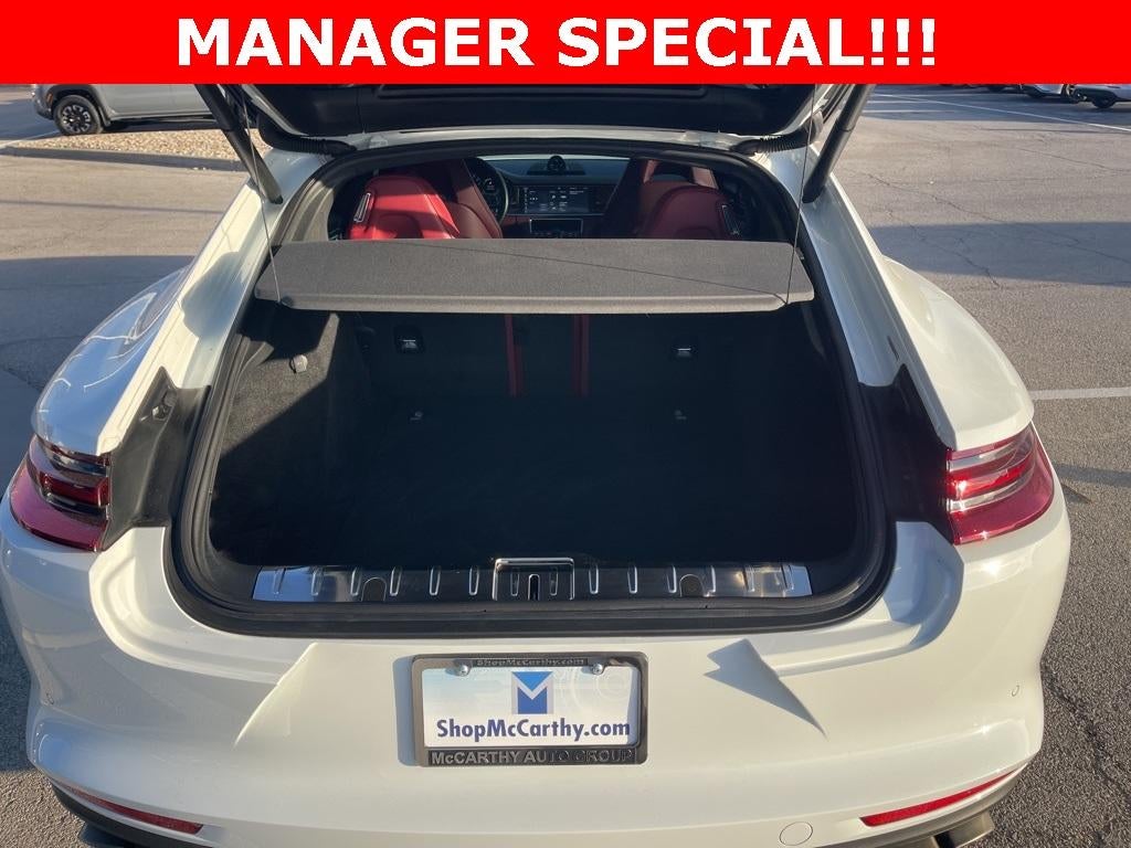 2018 Porsche Panamera Turbo