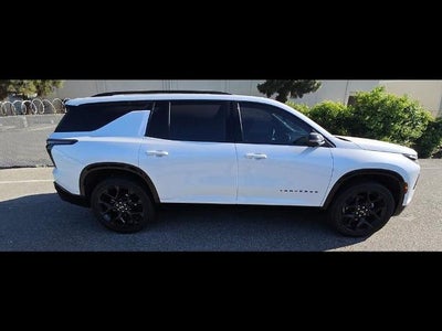 2025 Chevrolet Traverse RS