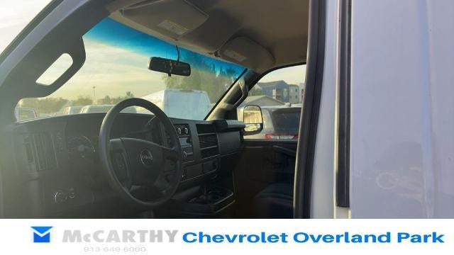 2024 GMC Savana Cargo 2500 Base