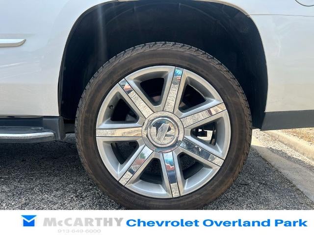2019 Cadillac Escalade Luxury