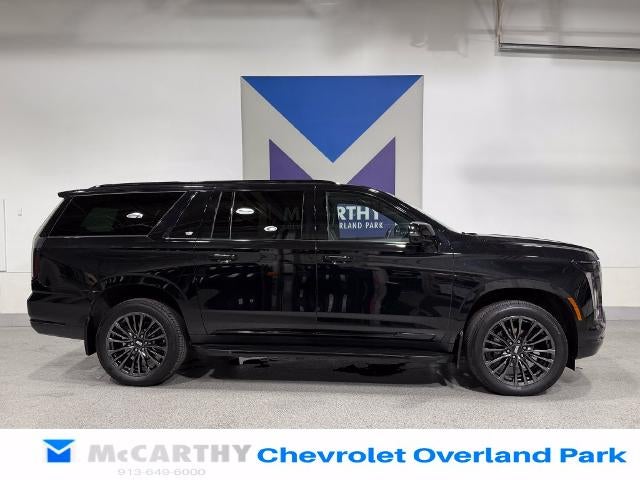 2025 Cadillac Escalade ESV Sport