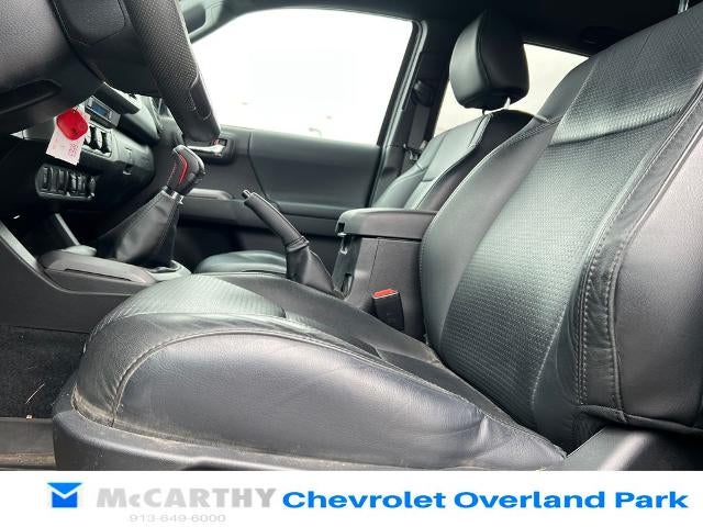 2022 Toyota Tacoma 4WD SR