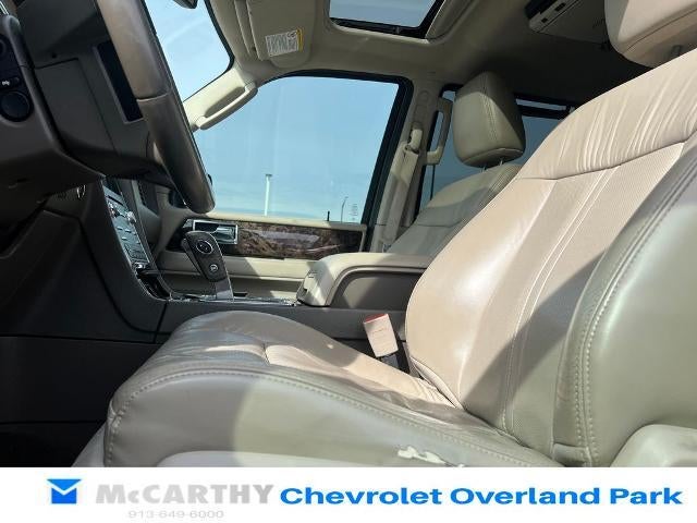 2015 Lincoln Navigator L Base