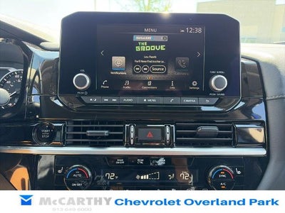 2025 Nissan Pathfinder SV