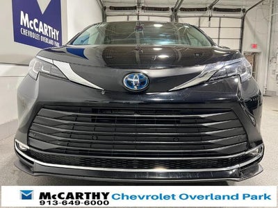 2021 Toyota Sienna XLE