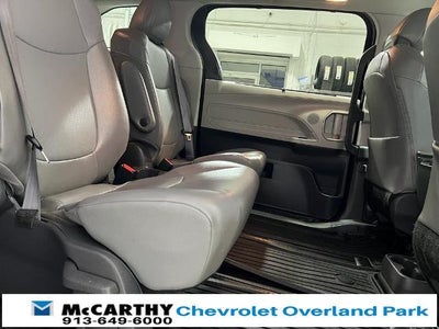 2021 Toyota Sienna XLE