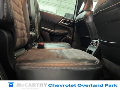 2023 Mitsubishi Outlander SE