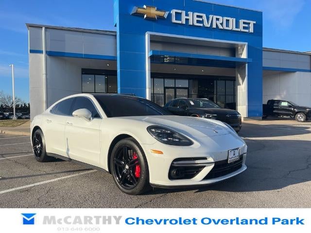 2018 Porsche Panamera Turbo