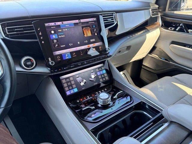 2022 Jeep Grand Wagoneer Series I