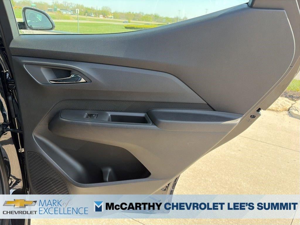 2027 Chevrolet Bolt FWD 4dr LT