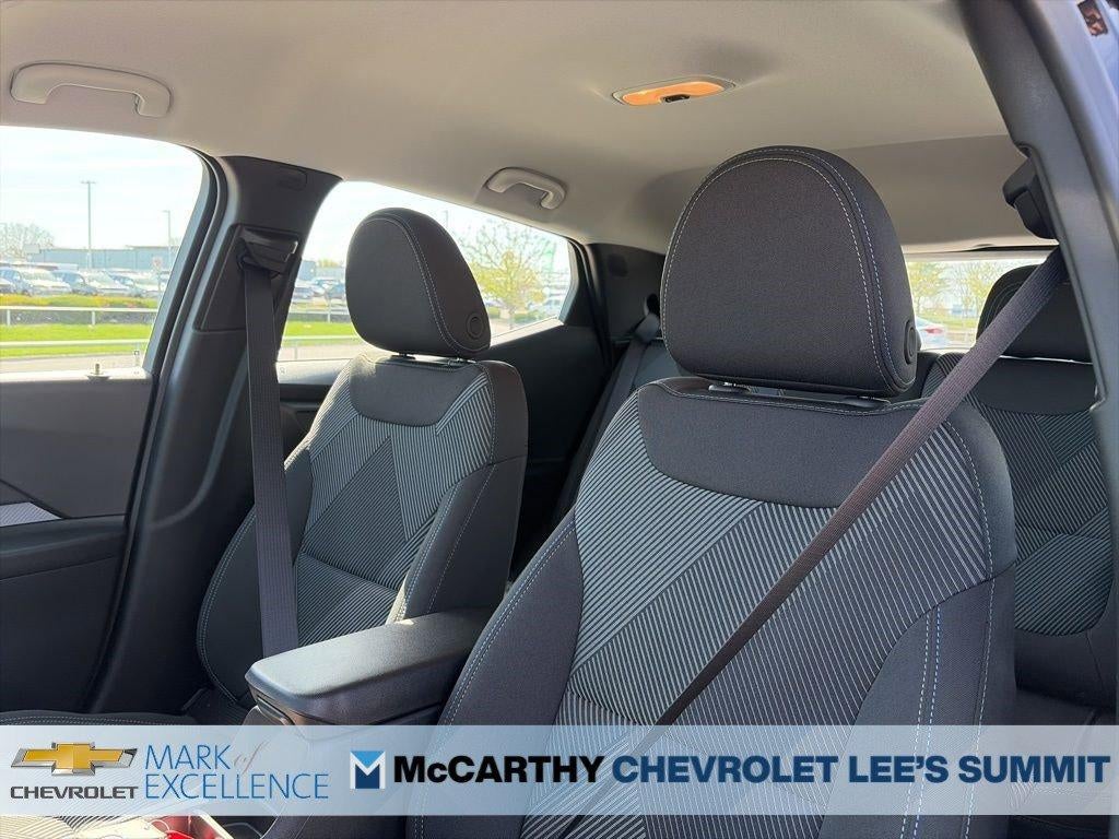 2027 Chevrolet Bolt FWD 4dr LT