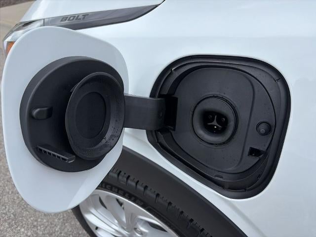 2027 Chevrolet Bolt FWD 4dr LT
