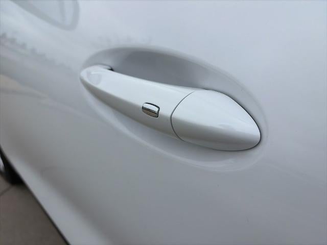 2027 Chevrolet Bolt FWD 4dr LT