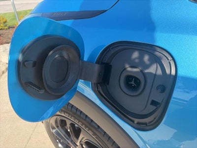 2027 Chevrolet Bolt FWD 4dr RS