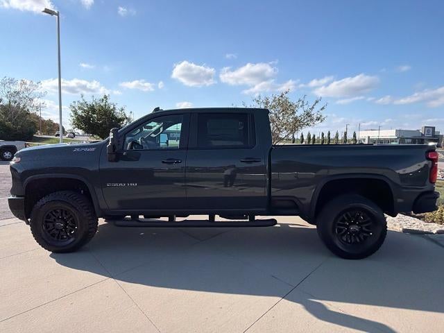 2026 Chevrolet Silverado 2500 HD Crew Cab Standard Box 4-Wheel Drive ZR2