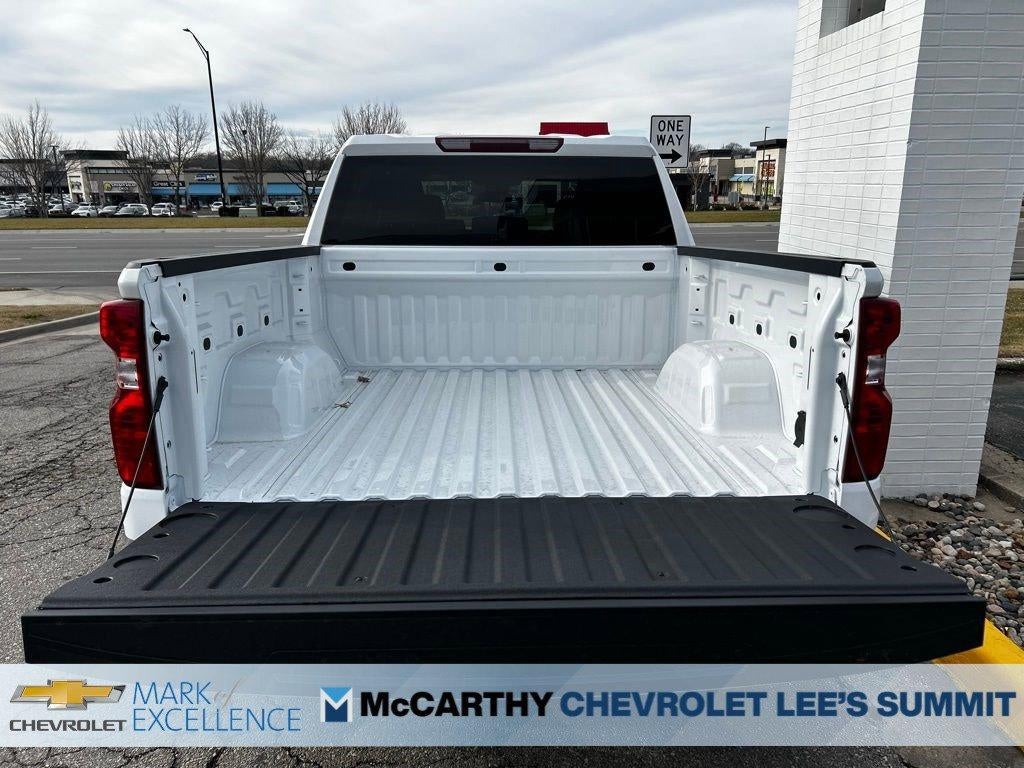 2026 Chevrolet Silverado 1500 Crew Cab Short Box 4-Wheel Drive Custom