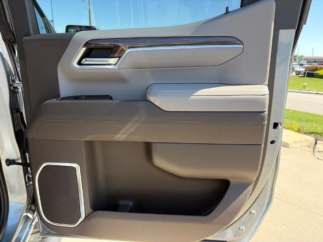 2026 Chevrolet Silverado 1500 Crew Cab Short Box 4-Wheel Drive RST