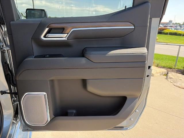 2026 Chevrolet Silverado 1500 Crew Cab Short Box 4-Wheel Drive High Country