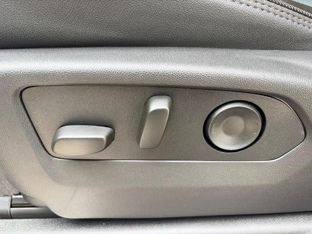 2026 Chevrolet Silverado 1500 Crew Cab Short Box 4-Wheel Drive High Country
