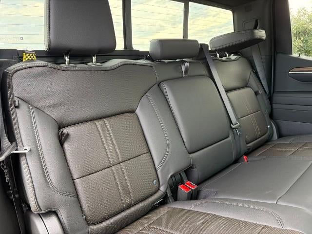 2026 Chevrolet Silverado 1500 Crew Cab Short Box 4-Wheel Drive High Country