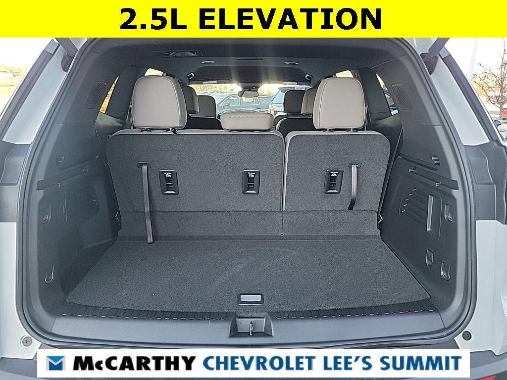 2025 GMC Acadia Elevation