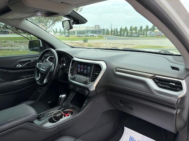 2017 GMC Acadia SLT