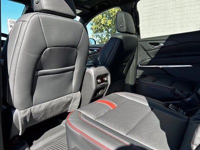 2027 Chevrolet Traverse RS w/1RS