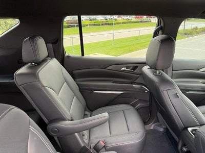 2024 Chevrolet Traverse LT