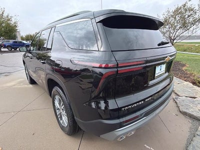 2027 Chevrolet Traverse LT w/2LT