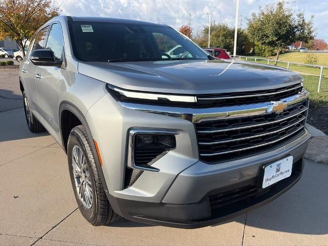 2027 Chevrolet Traverse LT w/2LT