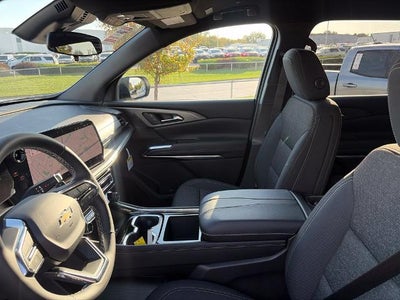 2027 Chevrolet Traverse LT w/2LT
