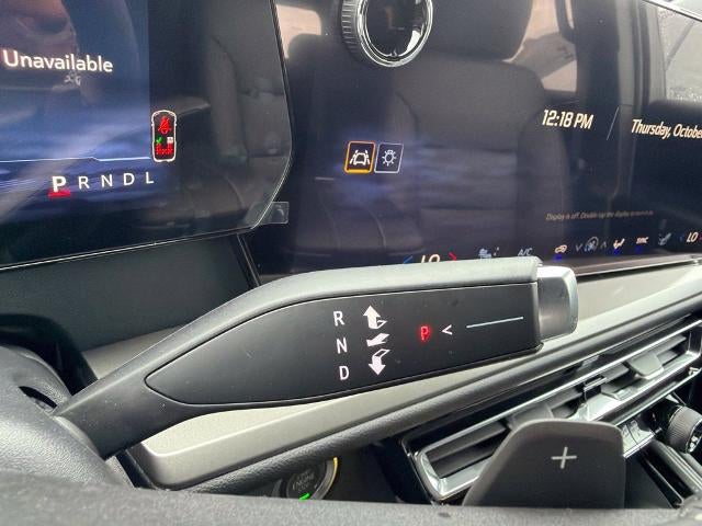 2027 Chevrolet Traverse LT w/2LT