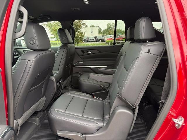 2027 Chevrolet Traverse LT w/2LT