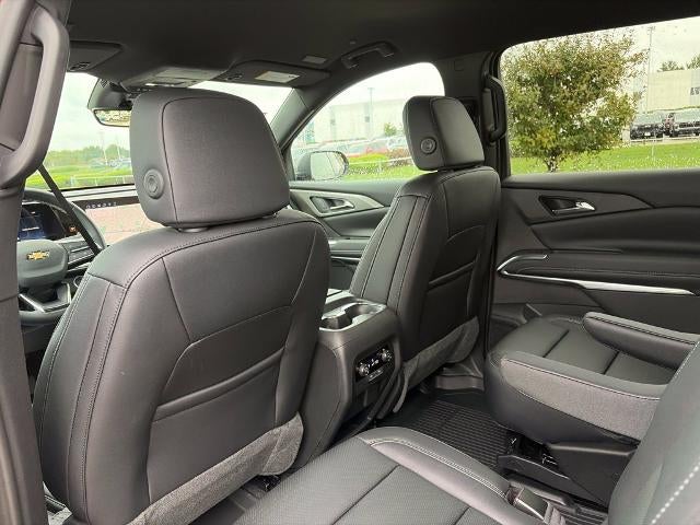 2027 Chevrolet Traverse LT w/2LT
