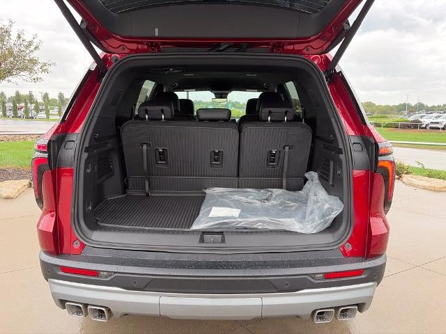 2027 Chevrolet Traverse LT w/2LT