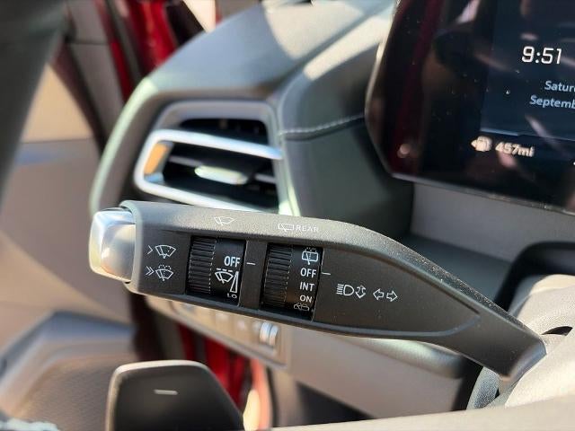 2027 Chevrolet Traverse LT w/2LT