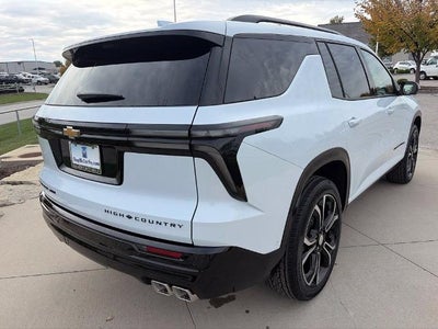 2027 Chevrolet Traverse High Country w/2LZ