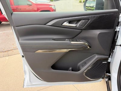 2027 Chevrolet Traverse High Country w/2LZ