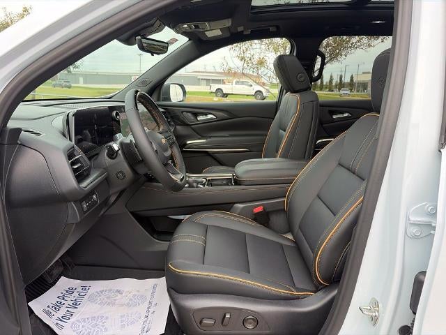 2027 Chevrolet Traverse High Country w/2LZ