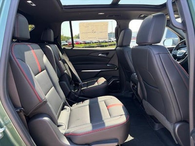 2027 Chevrolet Traverse RS w/2RS