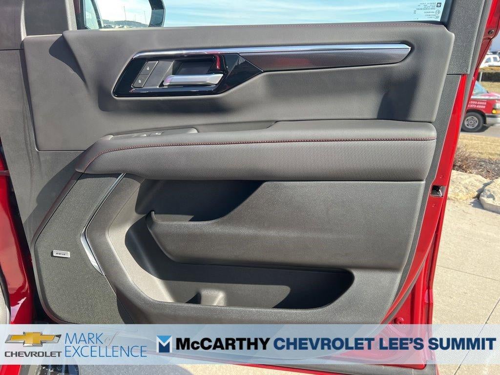 2026 Chevrolet Suburban 4WD RST