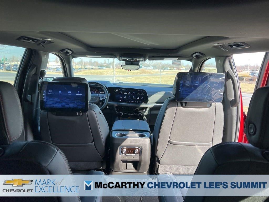 2026 Chevrolet Suburban 4WD RST