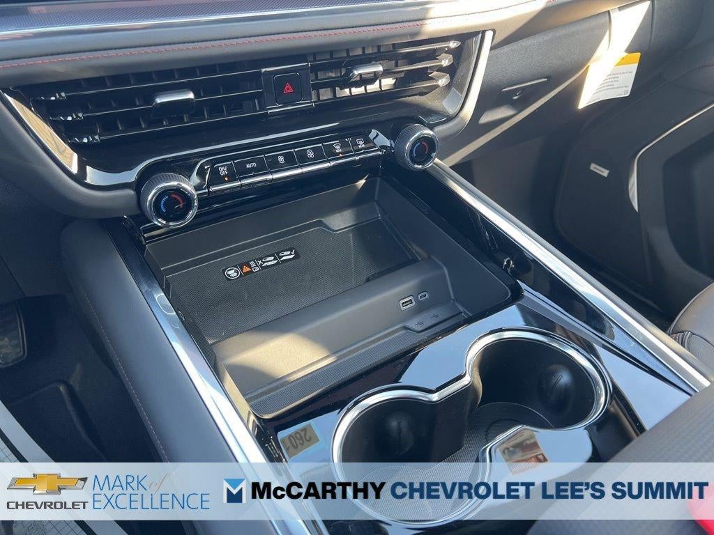 2026 Chevrolet Suburban 4WD RST