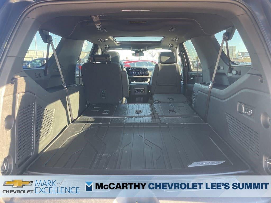 2026 Chevrolet Suburban 4WD Premier